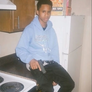 Meet your Posher, Aaron